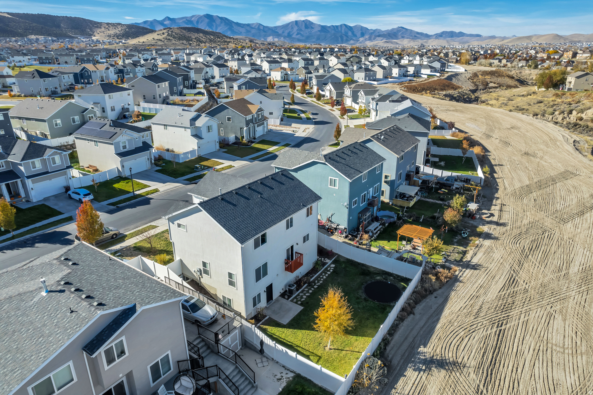 SILVERLAKE - Residential