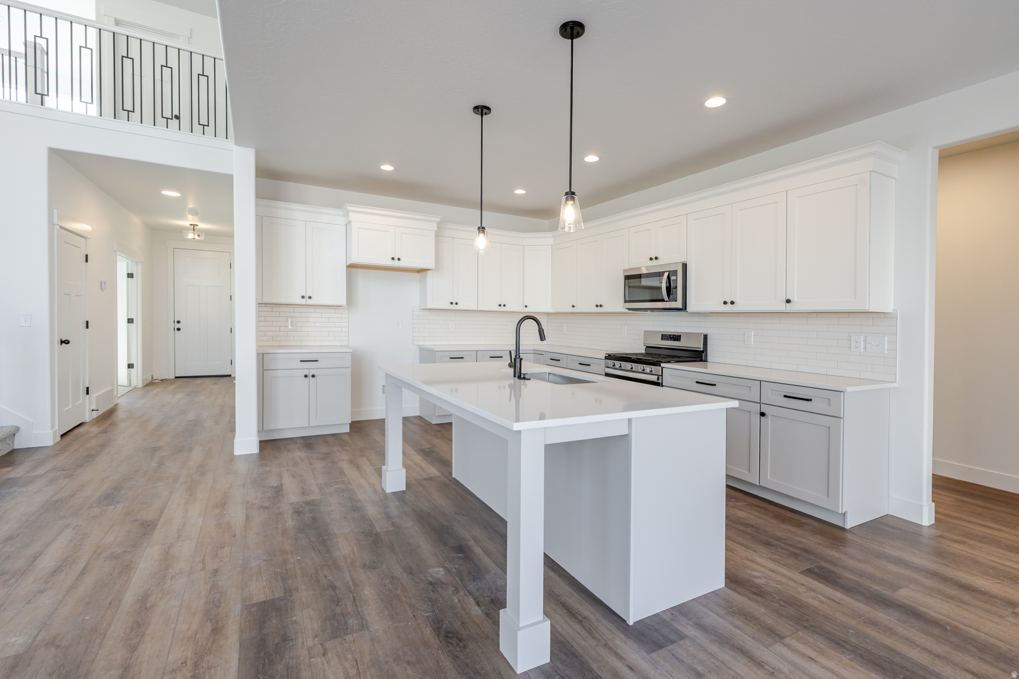 RIDGEHORNE - Residential