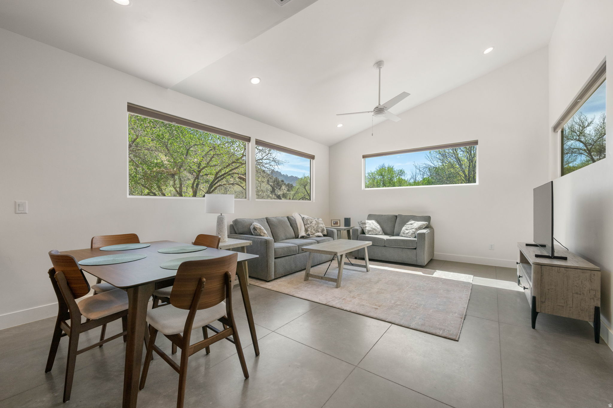 CANYON COTTONWOODS COTTAGES - Residential