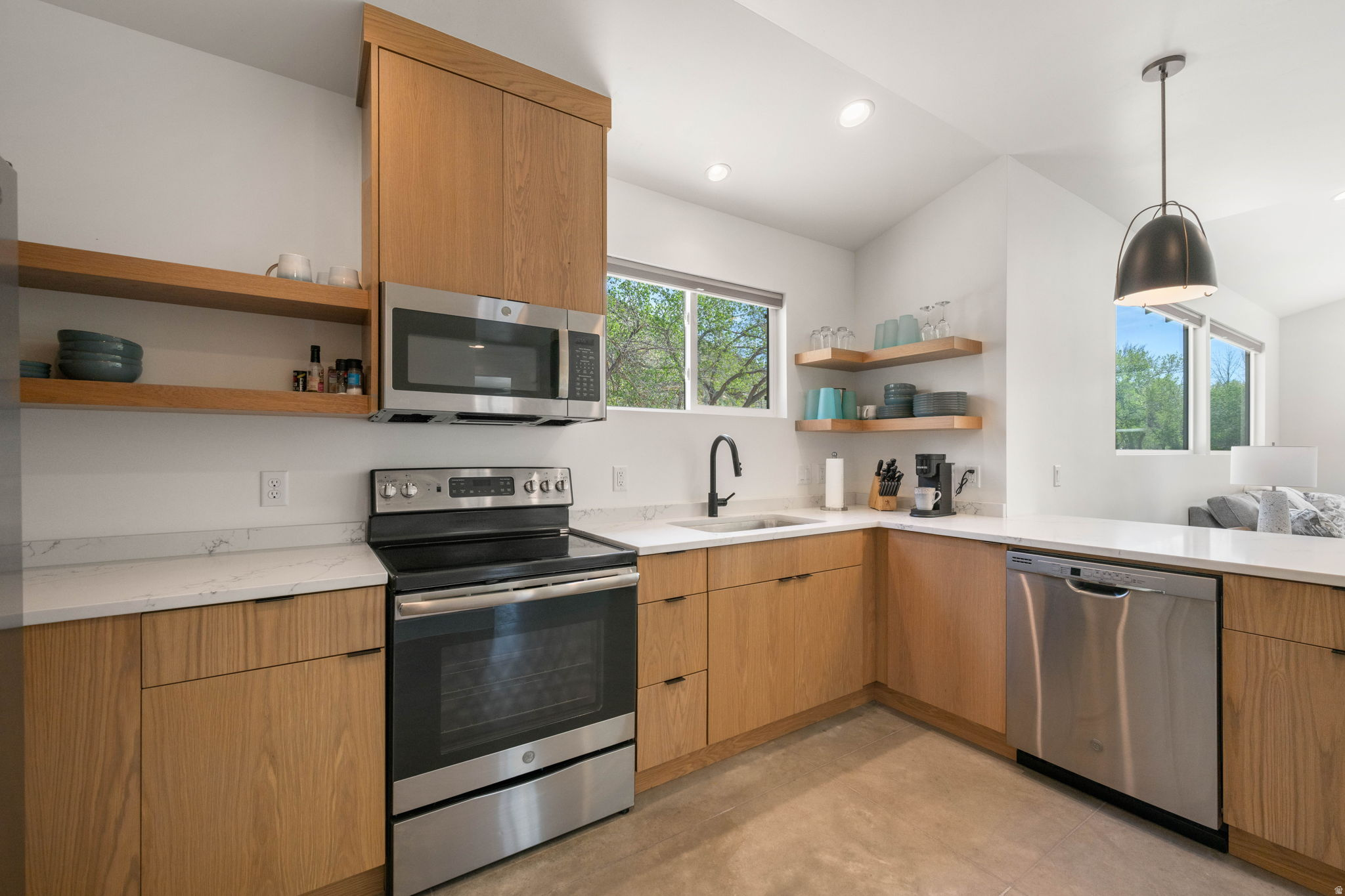 CANYON COTTONWOODS COTTAGES - Residential