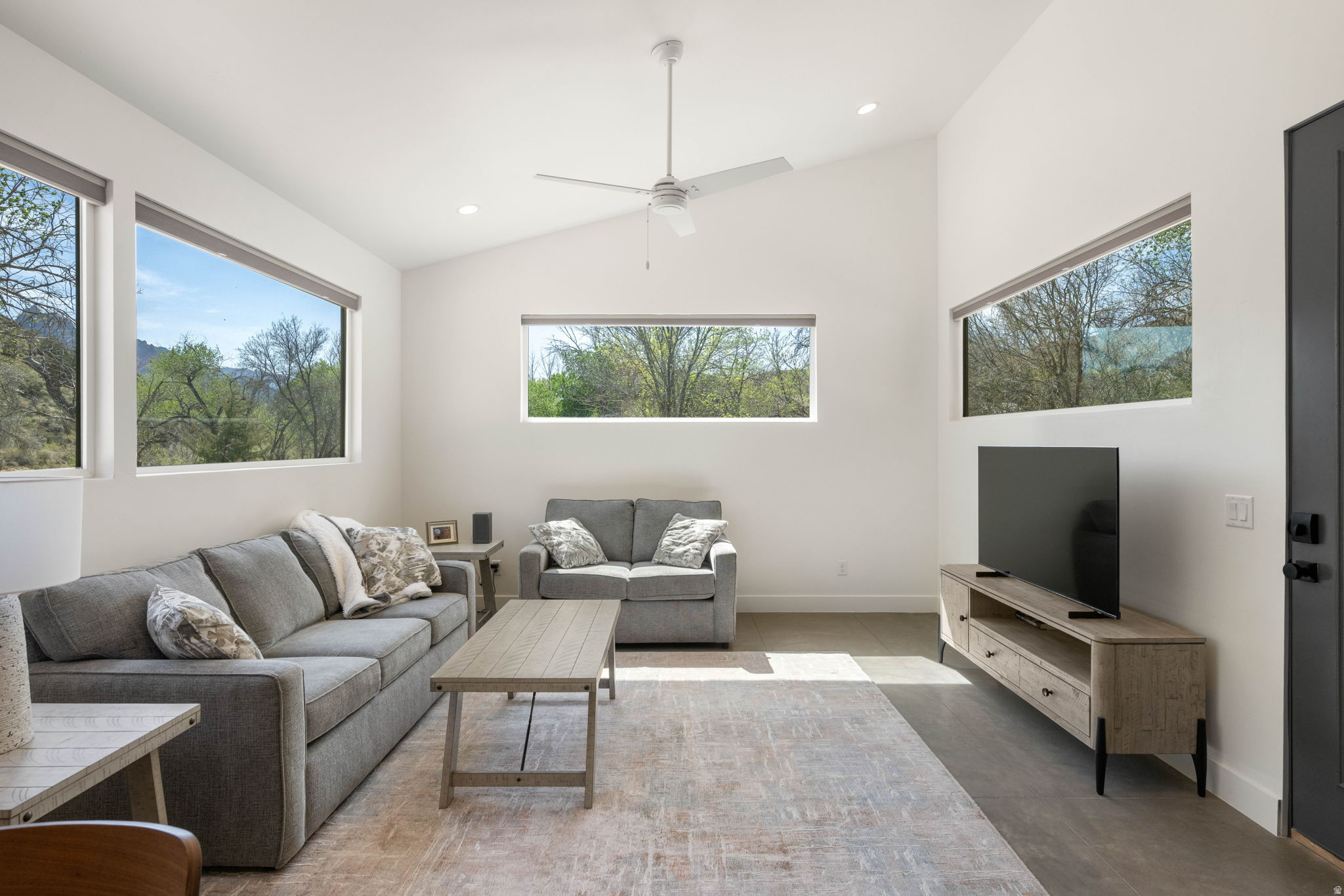 CANYON COTTONWOODS COTTAGES - Residential