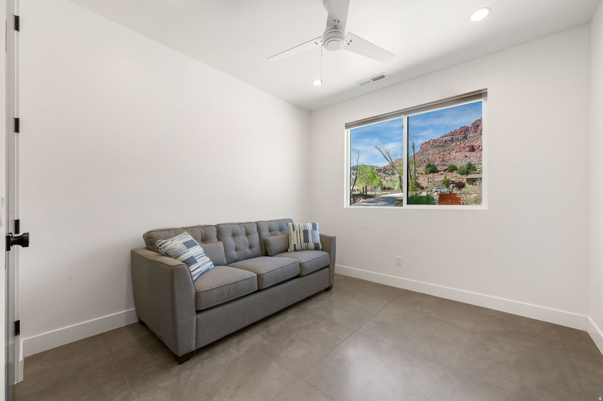 CANYON COTTONWOODS COTTAGES - Residential