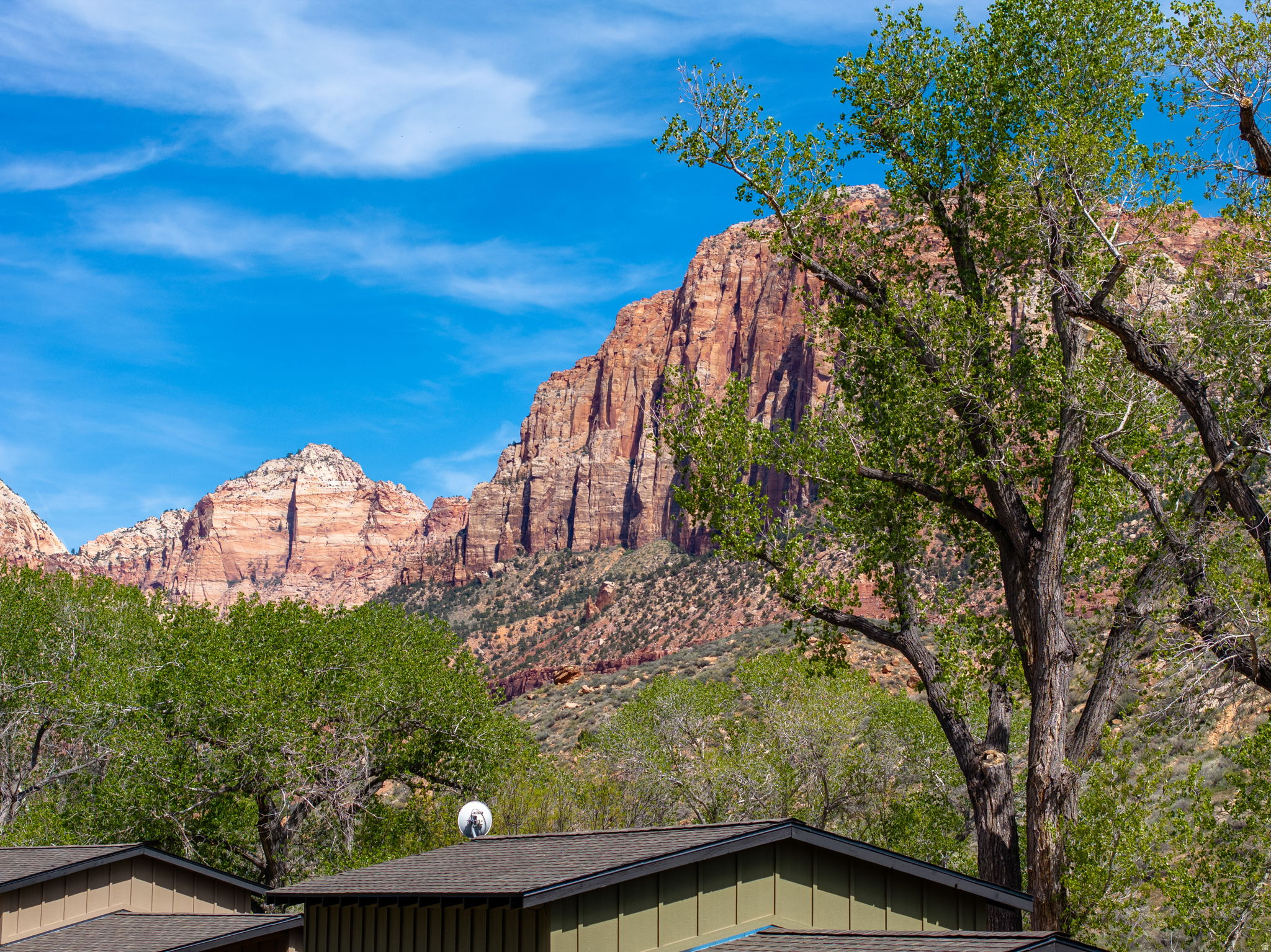 CANYON COTTONWOODS COTTAGES - Residential