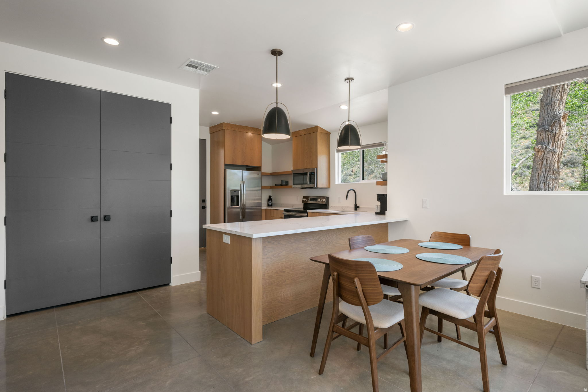 CANYON COTTONWOODS COTTAGES - Residential