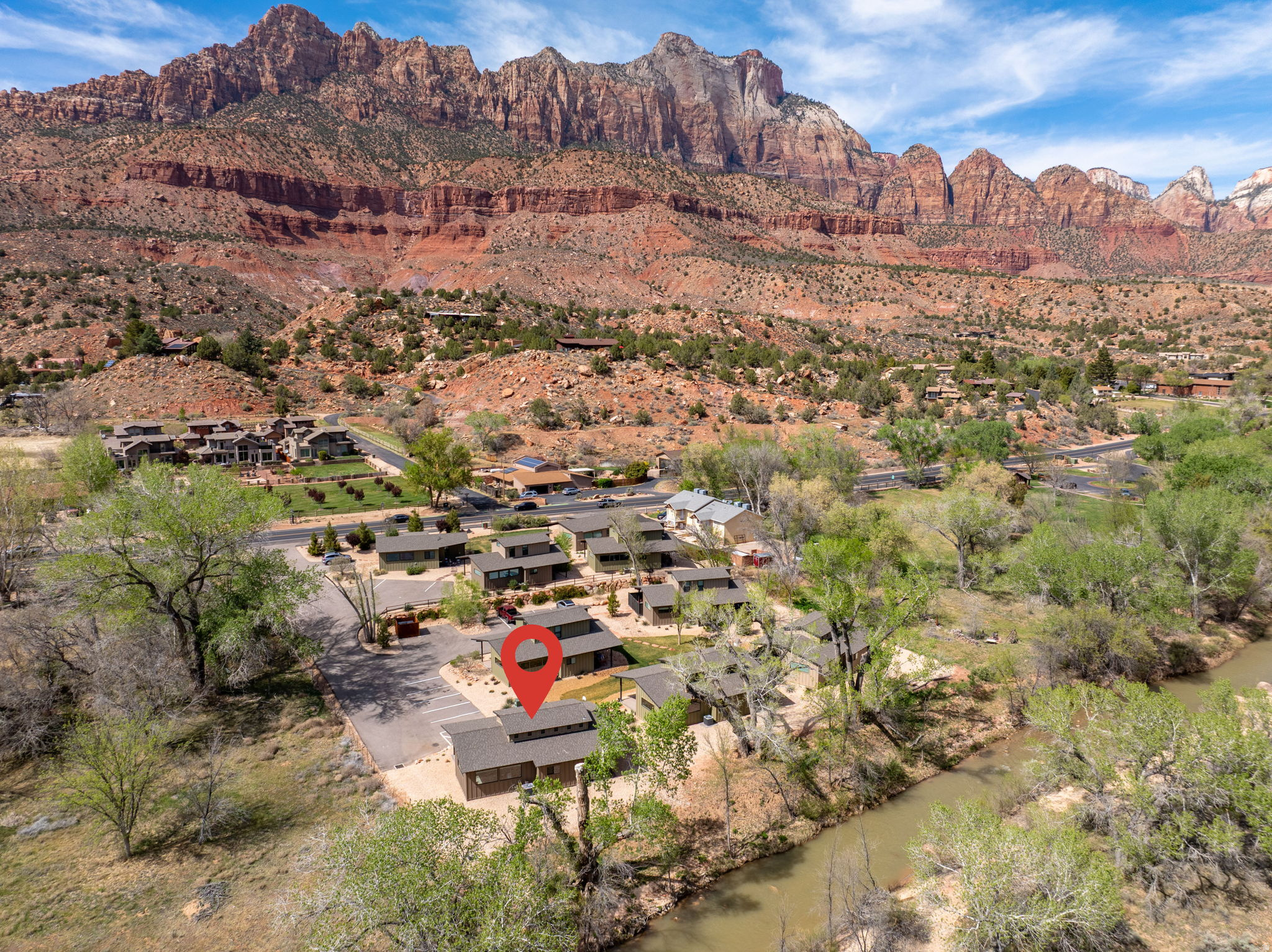 CANYON COTTONWOODS COTTAGES - Residential