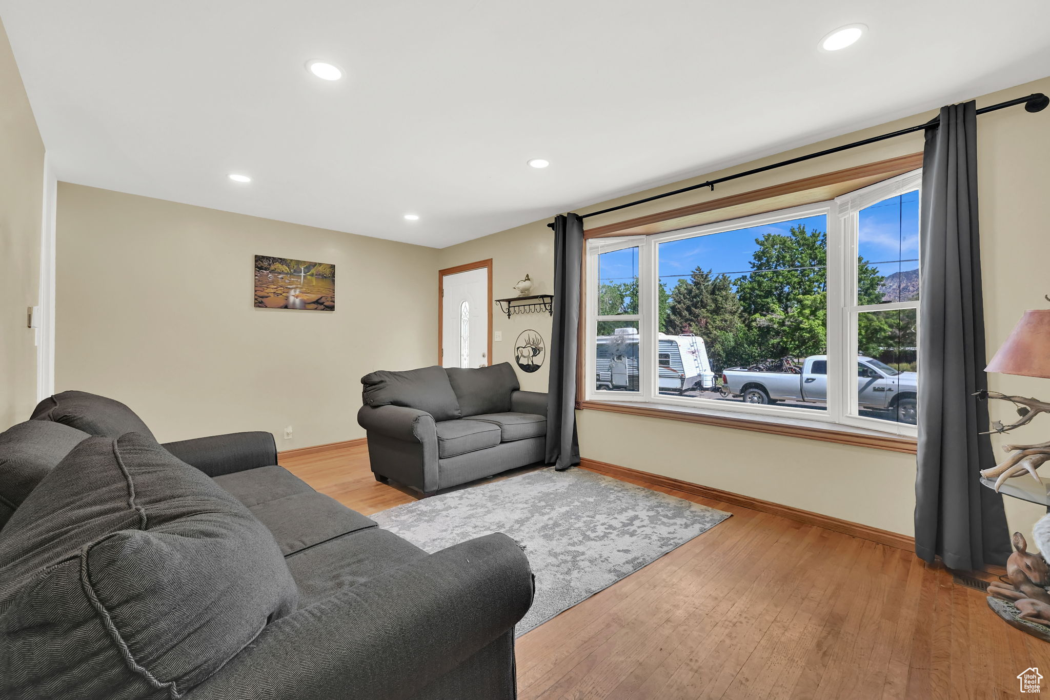 Brigham City, Utah 84302, United States, 6 Bedrooms Bedrooms, ,2 BathroomsBathrooms,Residential,Pending,154403