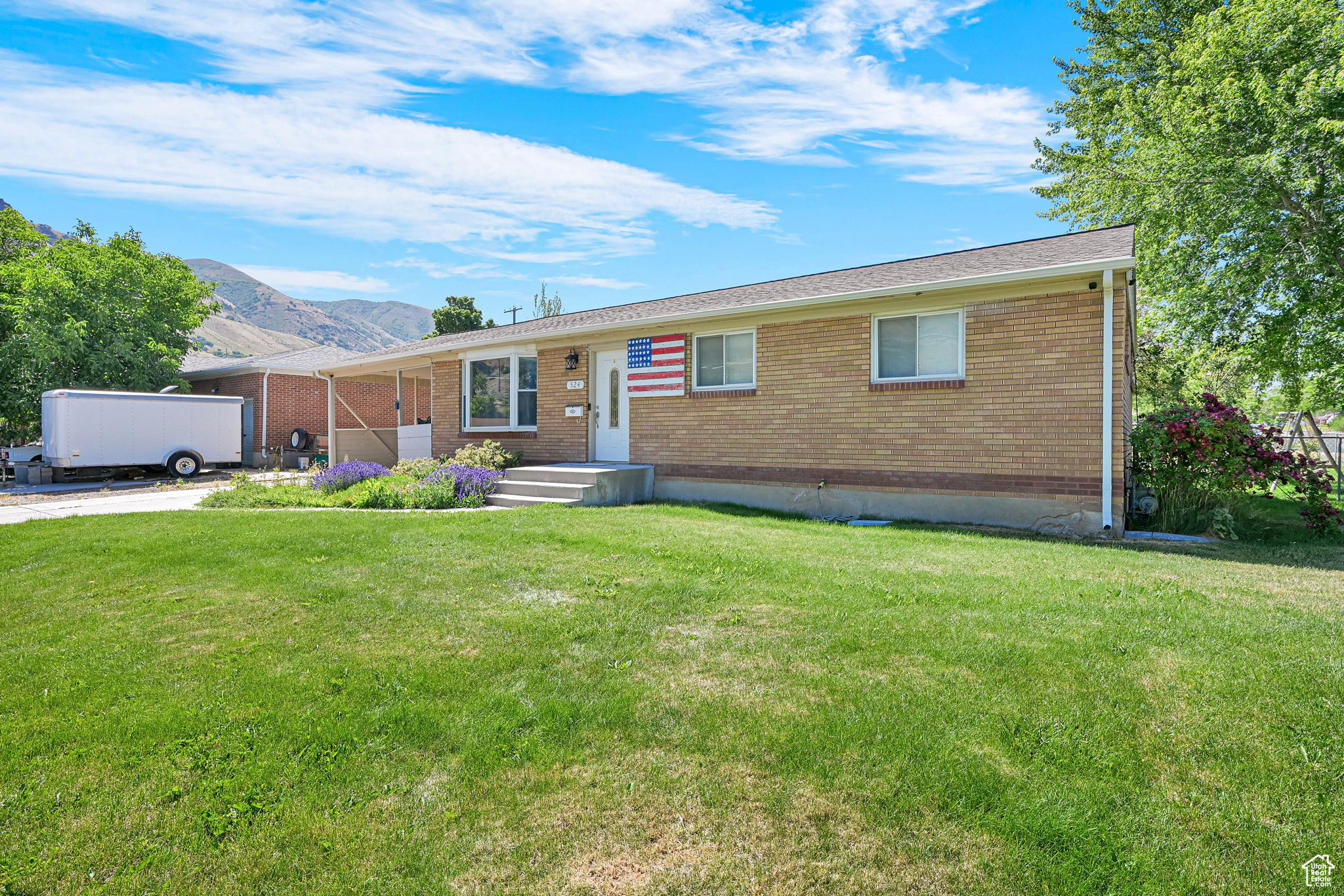 Brigham City, Utah 84302, United States, 6 Bedrooms Bedrooms, ,2 BathroomsBathrooms,Residential,Pending,154403
