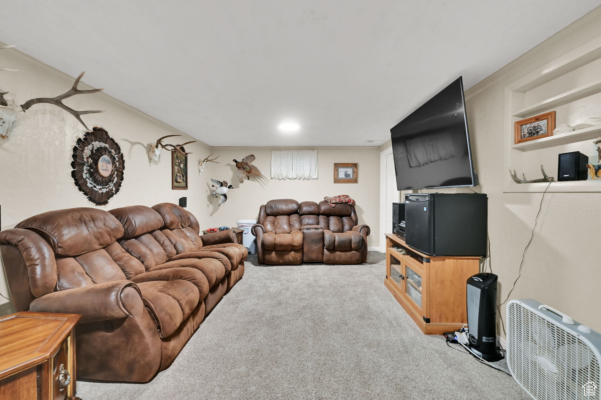 Brigham City, Utah 84302, United States, 6 Bedrooms Bedrooms, ,2 BathroomsBathrooms,Residential,Pending,154403