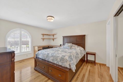Tiny photo for 563 E 350 N, Bountiful, UT 84010 (MLS # 2163532)