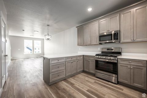 Tiny photo for 1091 S 2810 E, Spanish Fork, UT 84660 (MLS # 2061649)