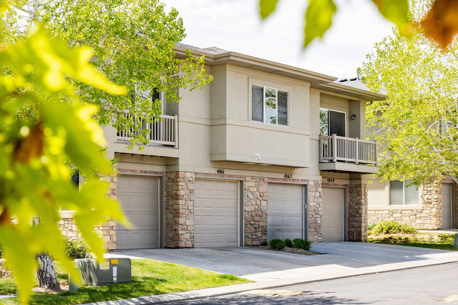 ASPEN SPRINGS - Residential