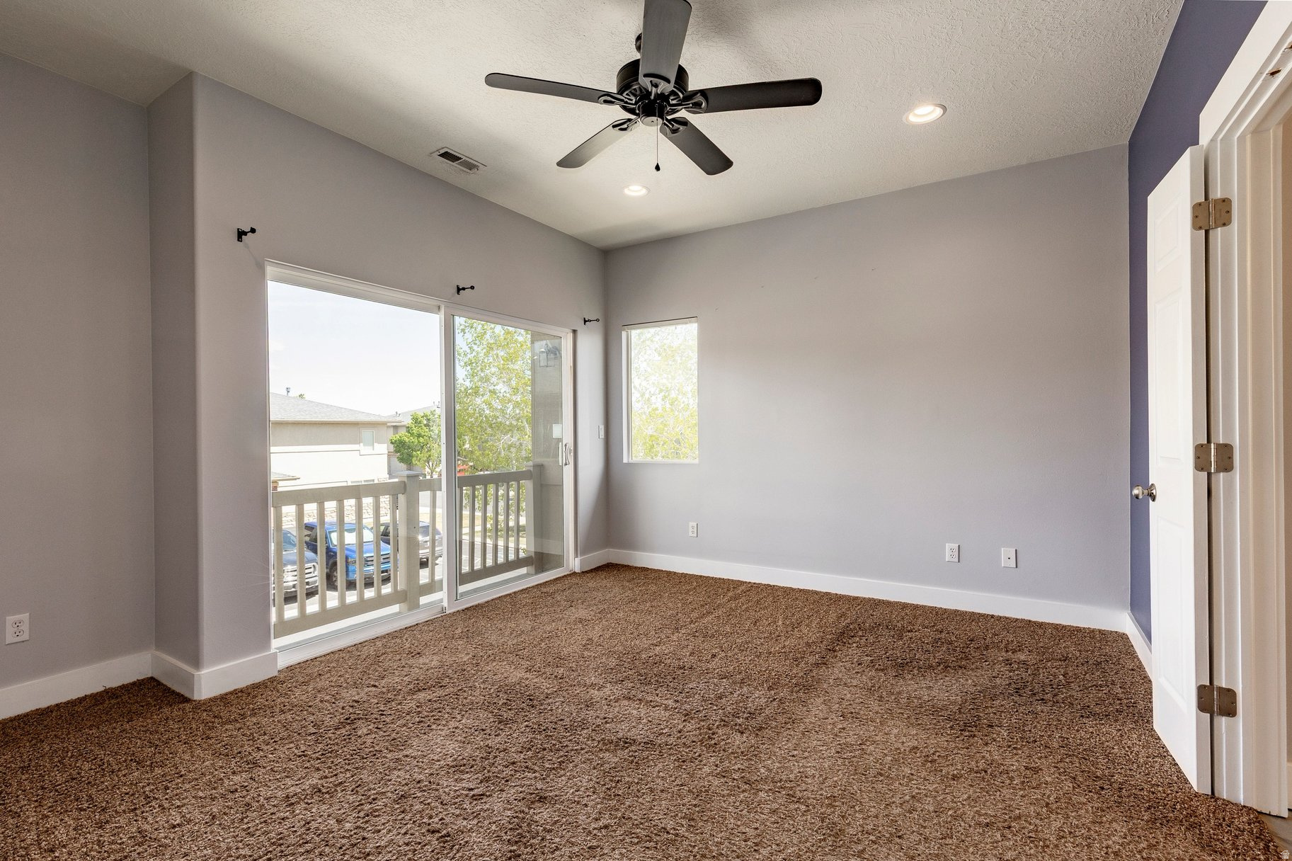 ASPEN SPRINGS - Residential