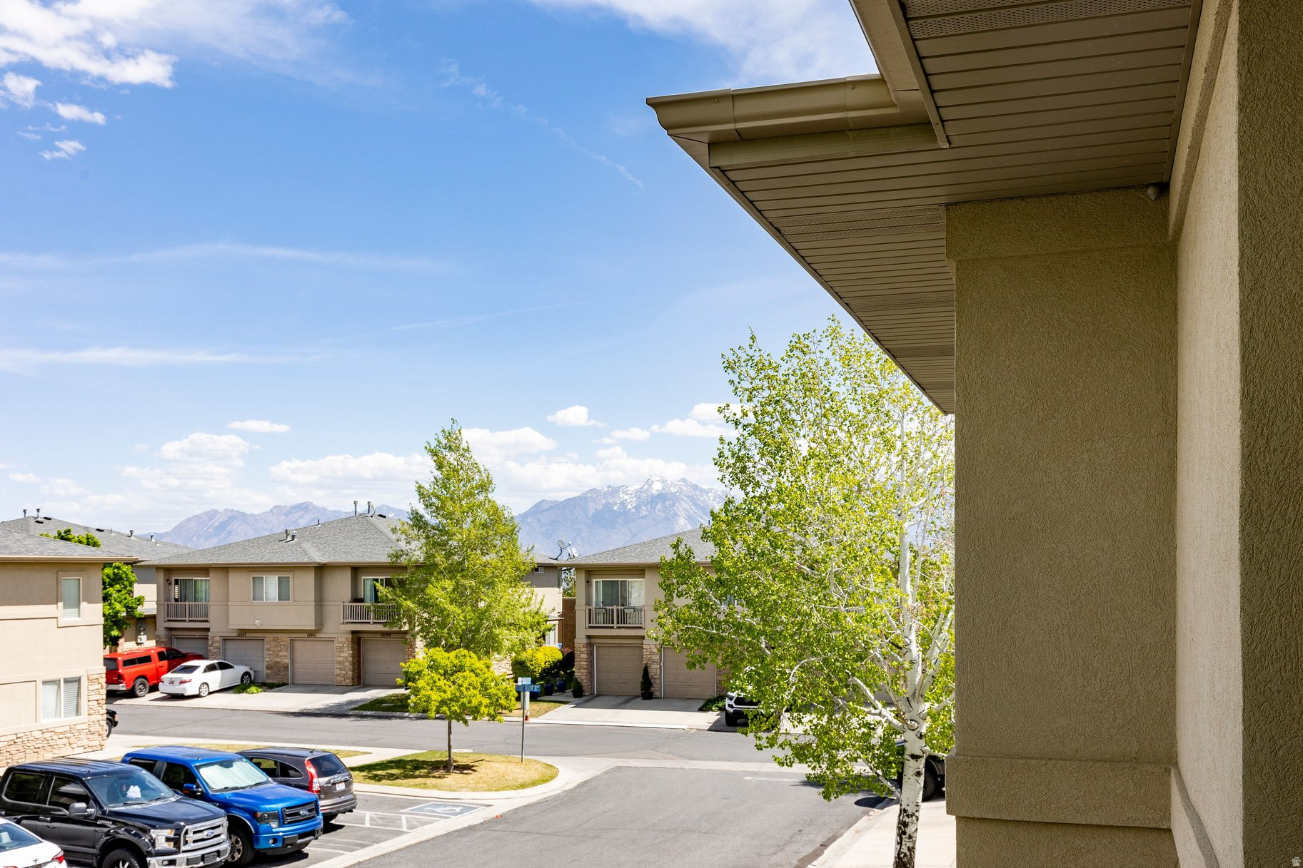 ASPEN SPRINGS - Residential