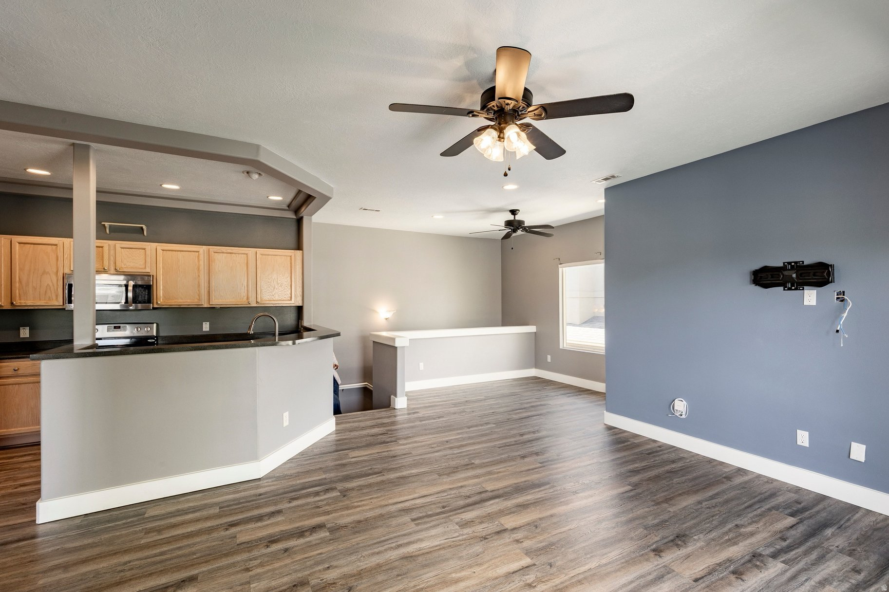 ASPEN SPRINGS - Residential