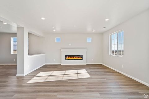 Tiny photo for 43 E BROADWAY DR #1038, Saratoga Springs, UT 84045 (MLS # 2111378)
