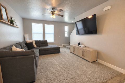 Tiny photo for 1621 N 1300 E, Payson, UT 84651 (MLS # 2138087)