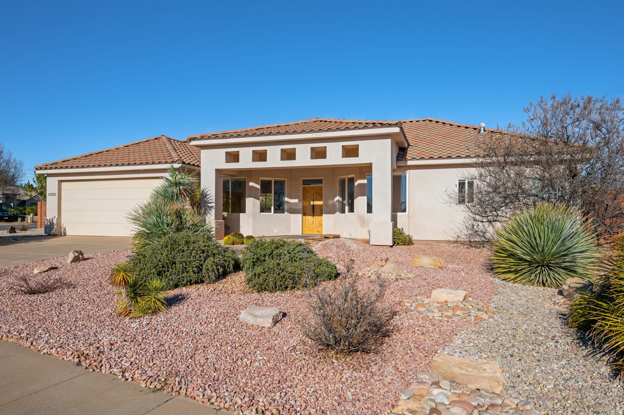 OCKEY HOLLOW - Residential