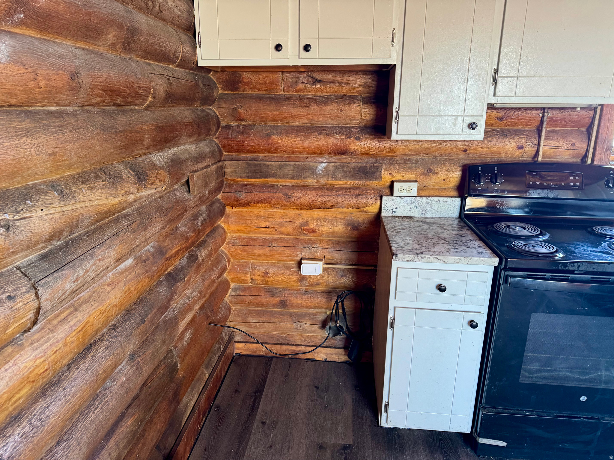 HINCKLEY MEADOWS LOT 16 - Residential