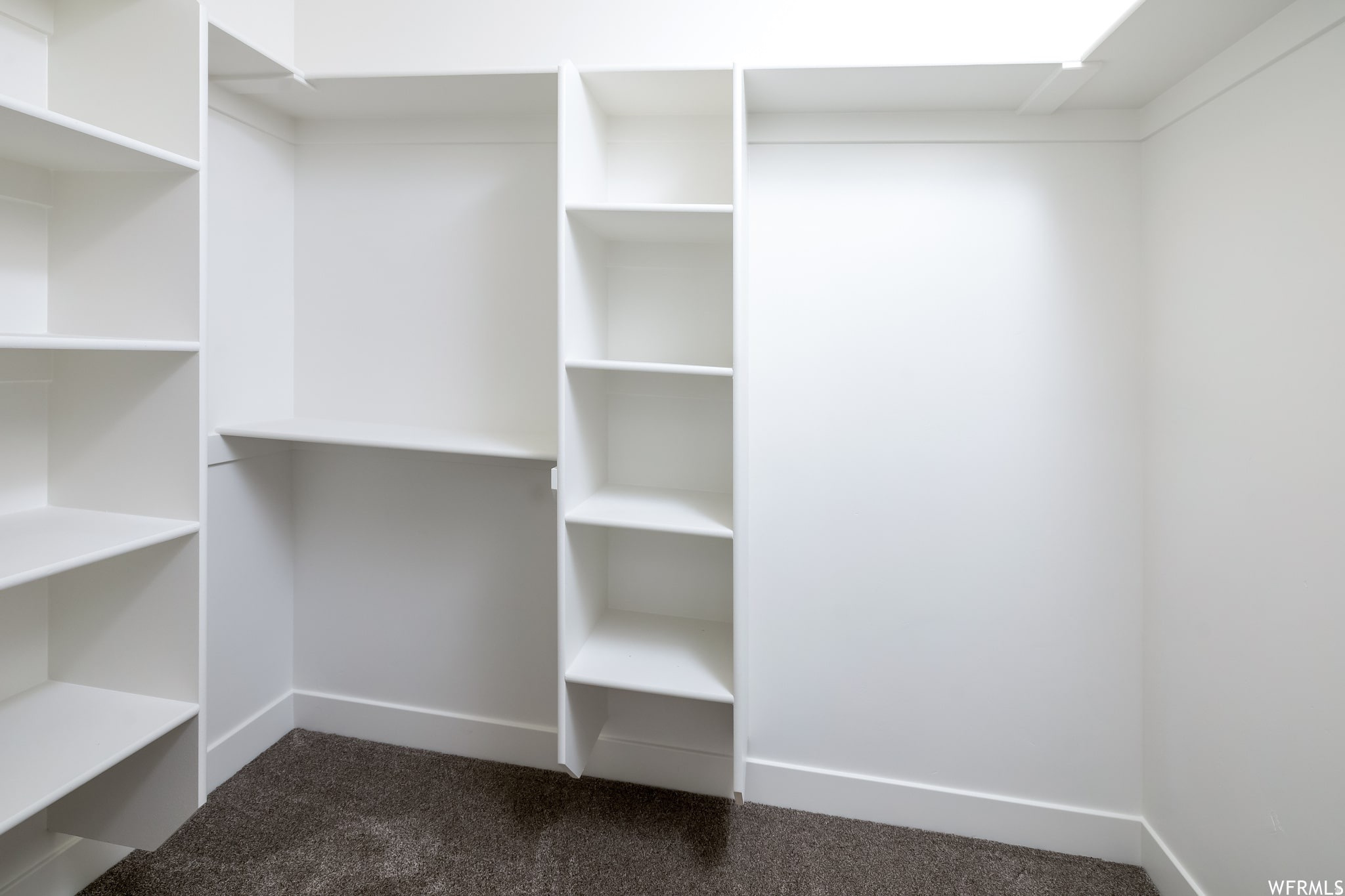 SMILING H - Residential