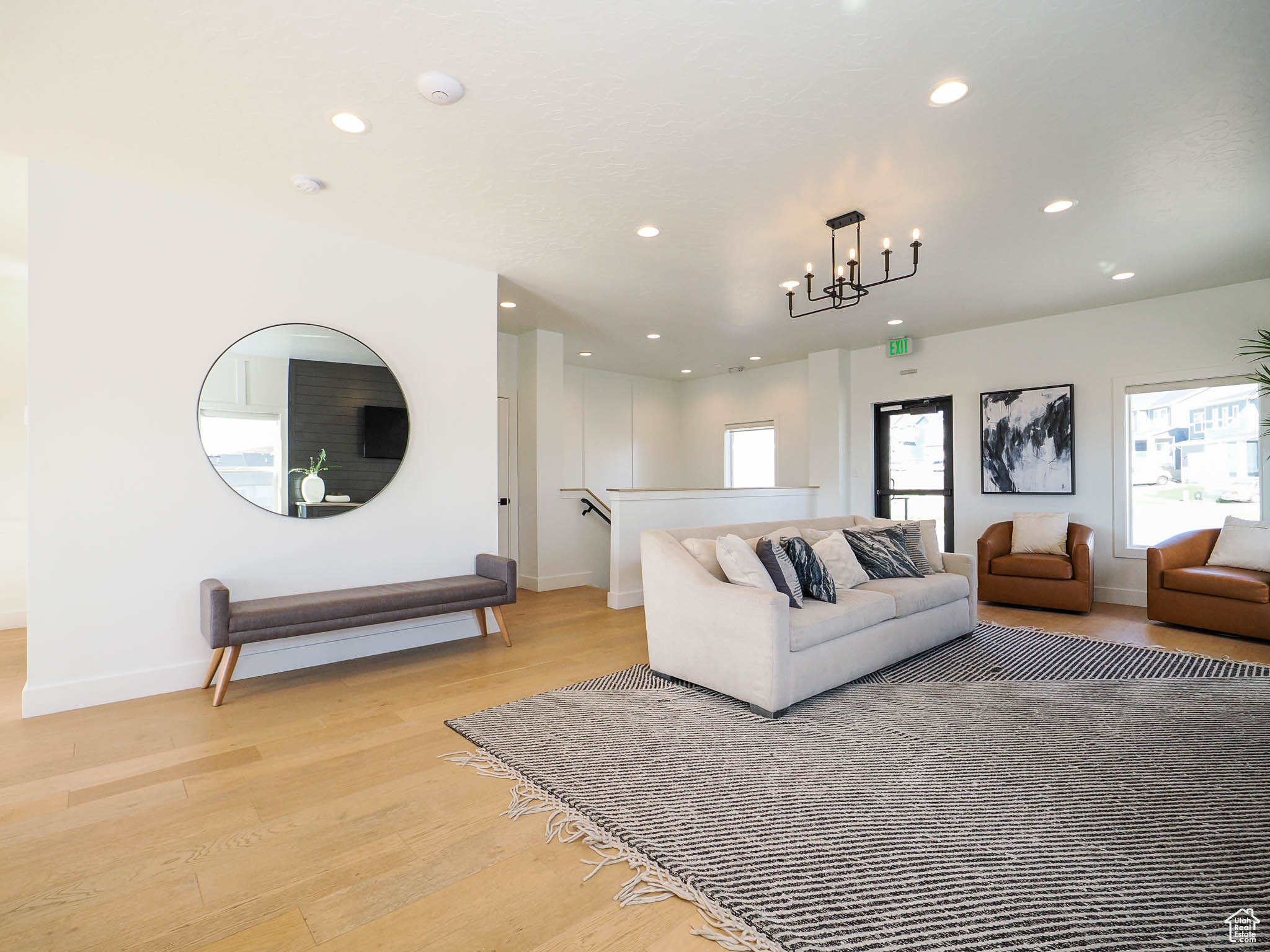 SCENIC MOUNTAIN - Residential