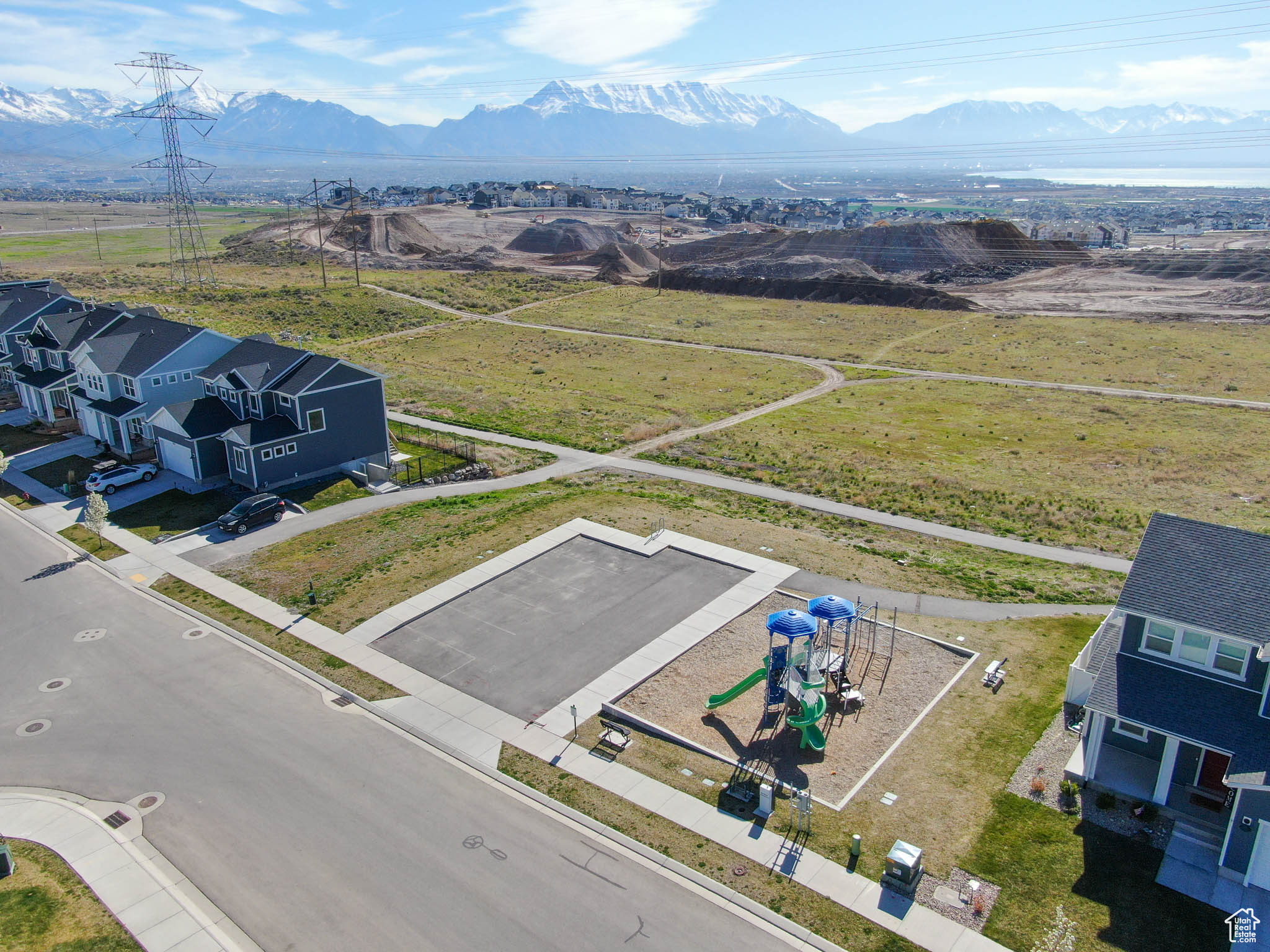 SCENIC MOUNTAIN - Residential