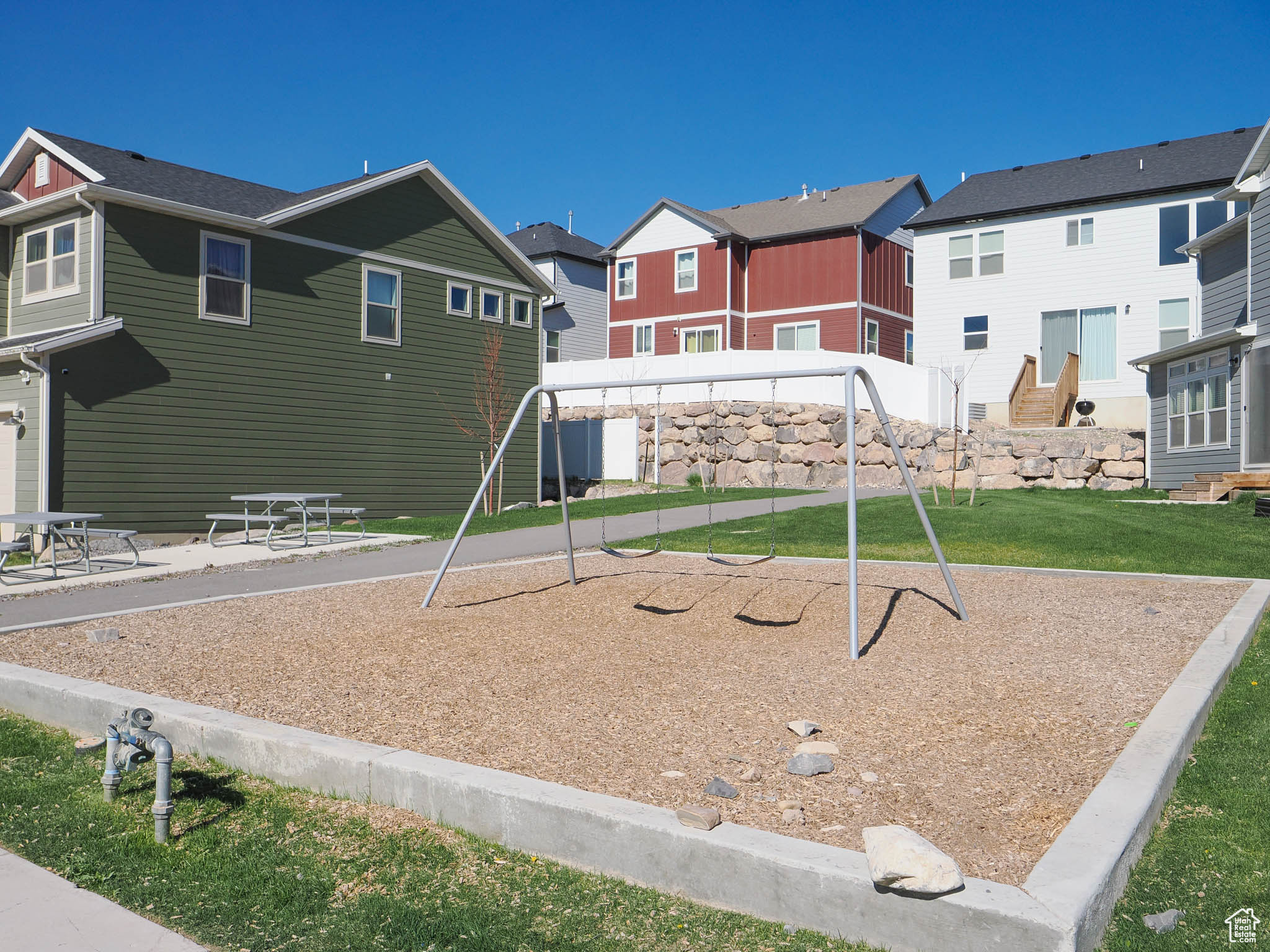 SCENIC MOUNTAIN - Residential