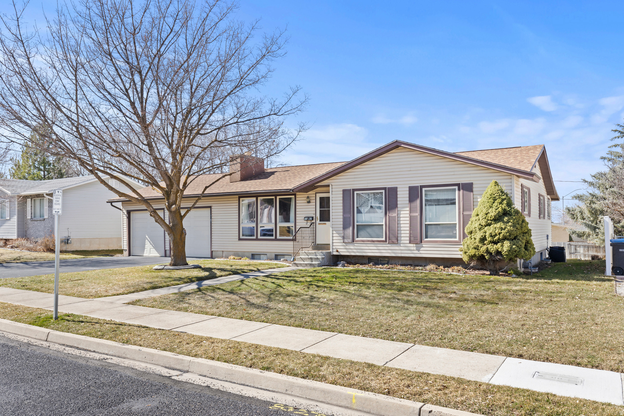 THOMPSON PACKER - Residential