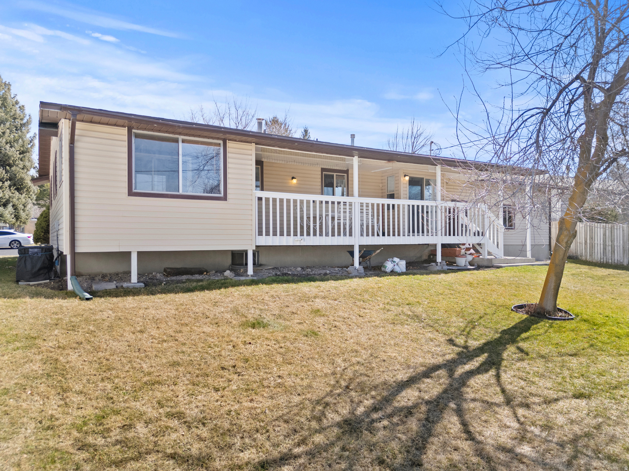 THOMPSON PACKER - Residential