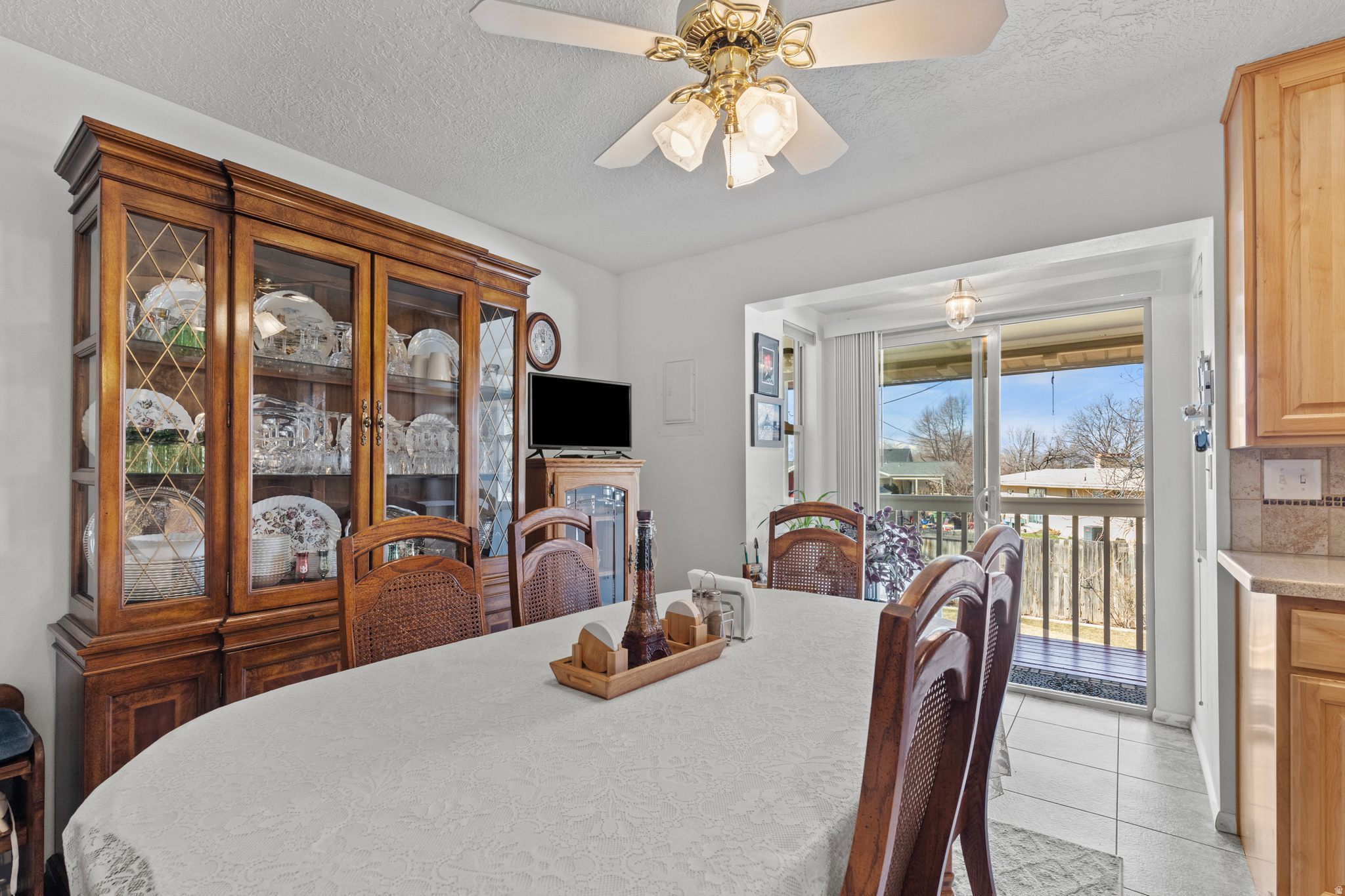 THOMPSON PACKER - Residential