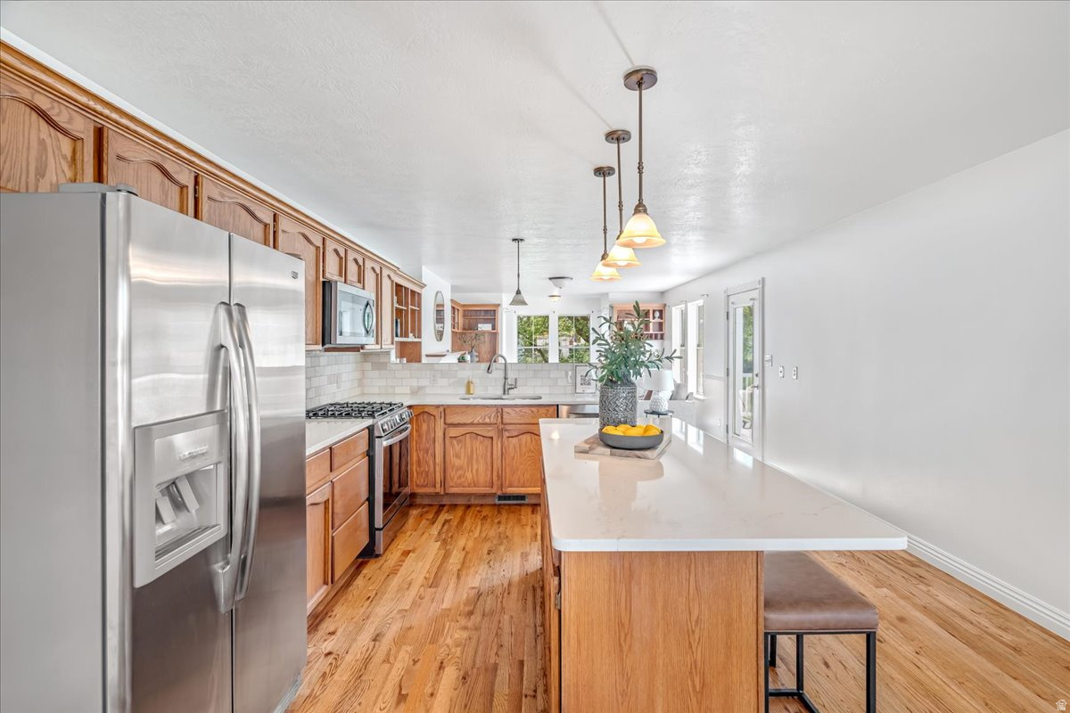 MAPLE BREEZE - Residential