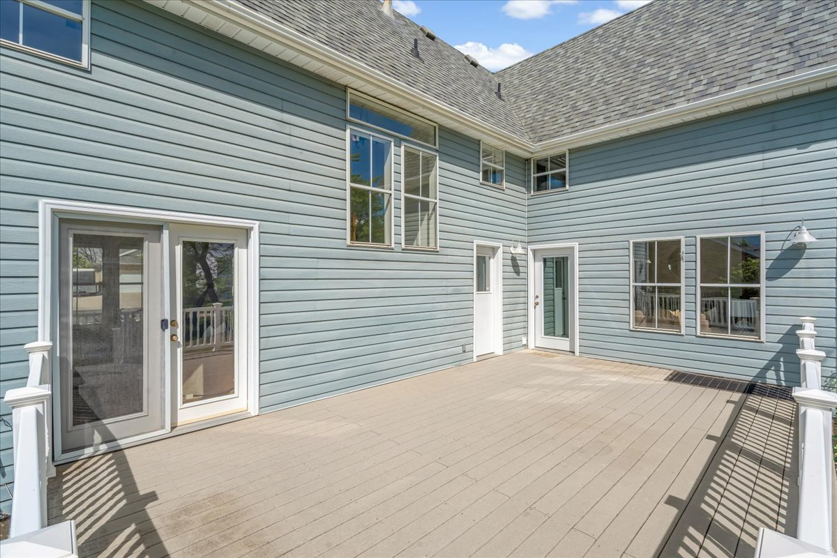 MAPLE BREEZE - Residential