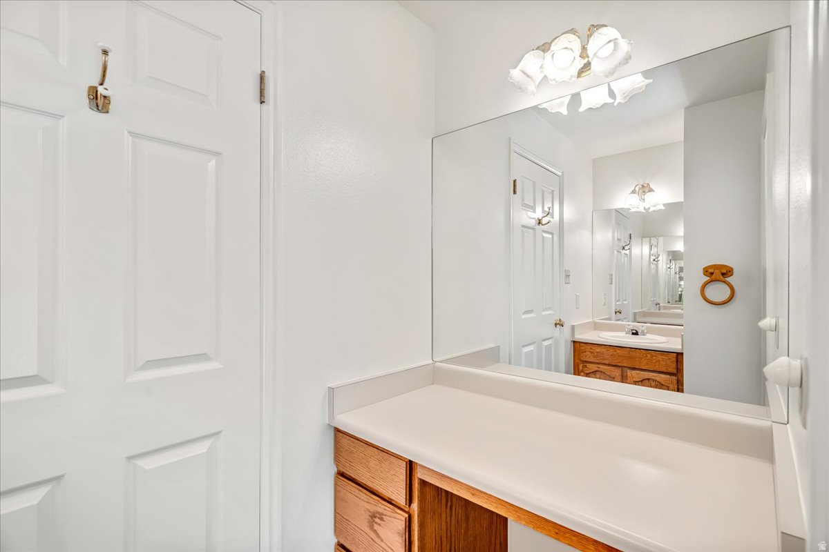 MAPLE BREEZE - Residential