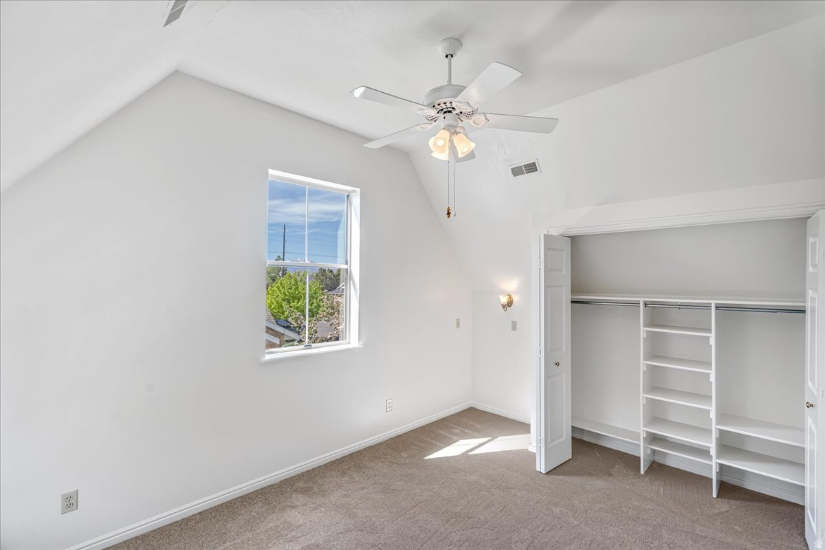 MAPLE BREEZE - Residential