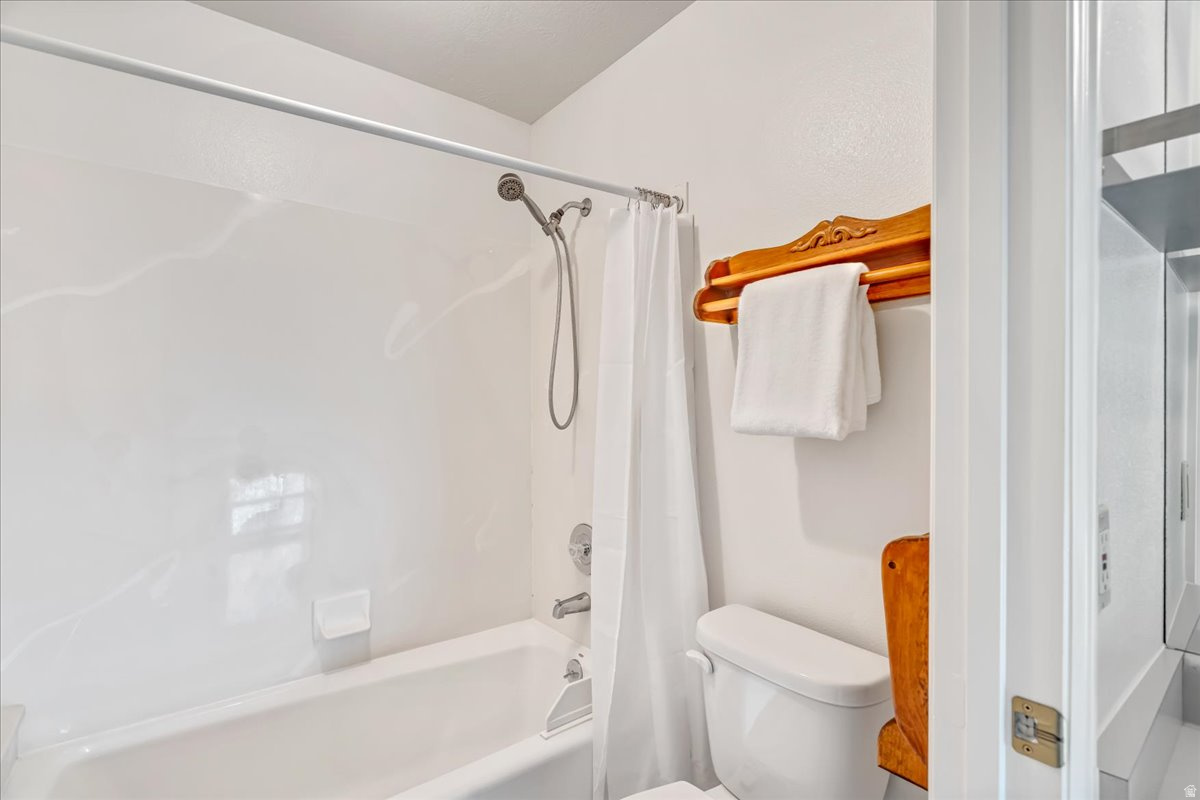 MAPLE BREEZE - Residential