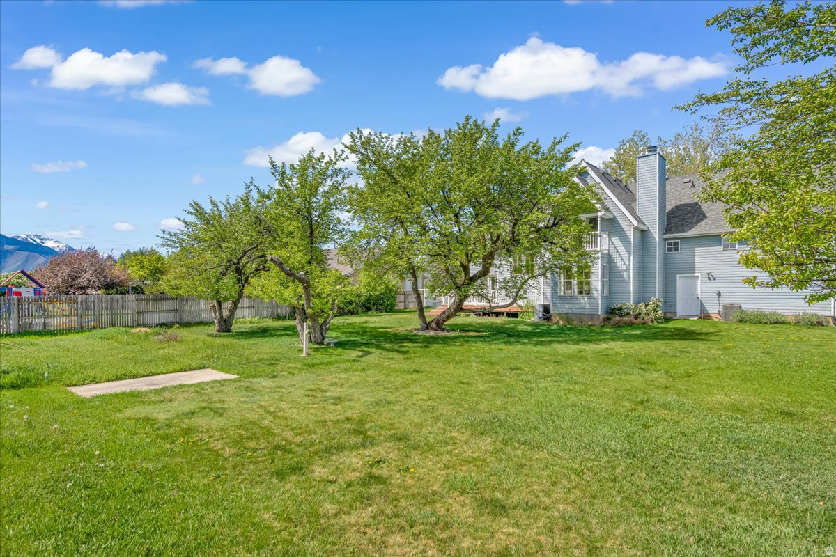 MAPLE BREEZE - Residential