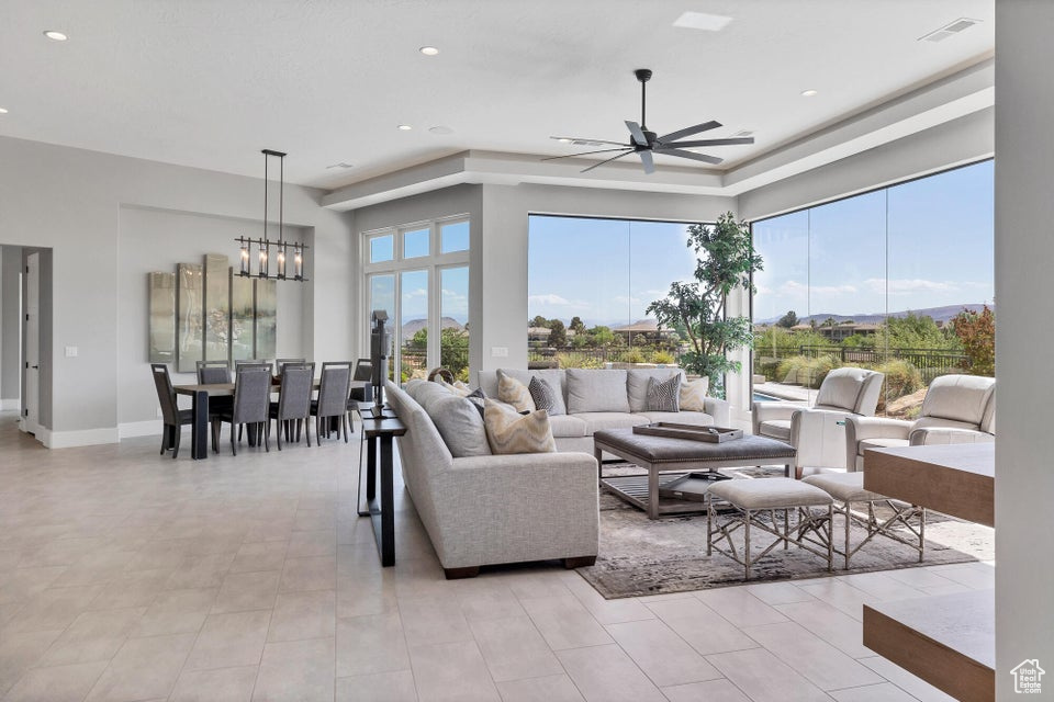 STONE CLIFF - Residential