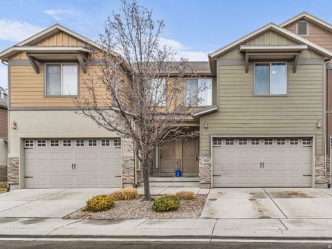 Photo of 10437 S SAGE VISTA WAY W, South Jordan, UT 84095 (MLS # 2137852)