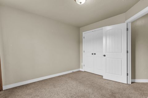 Tiny photo for 10437 S SAGE VISTA WAY W, South Jordan, UT 84095 (MLS # 2137852)