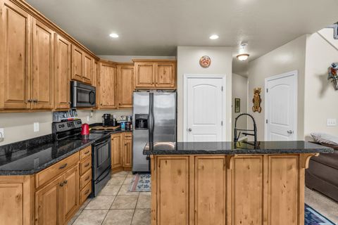 Tiny photo for 10437 S SAGE VISTA WAY W, South Jordan, UT 84095 (MLS # 2137852)