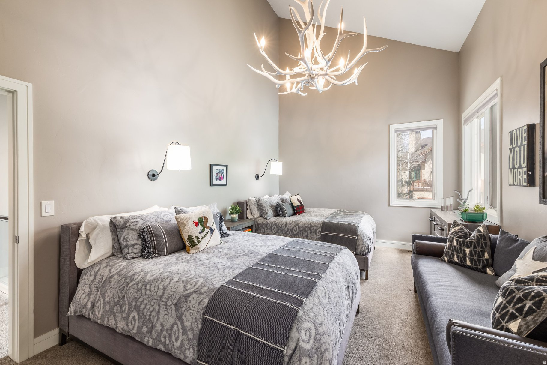 COVE AT EAGLE MOUNTAIN - Residential