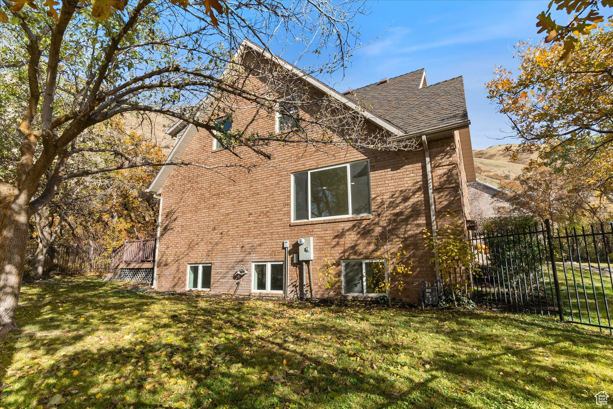 SPRING OAKS - Residential