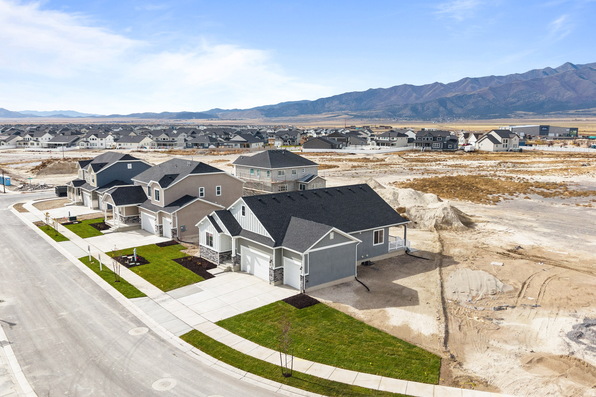 PONY EXPRESS ESTATES - Residential