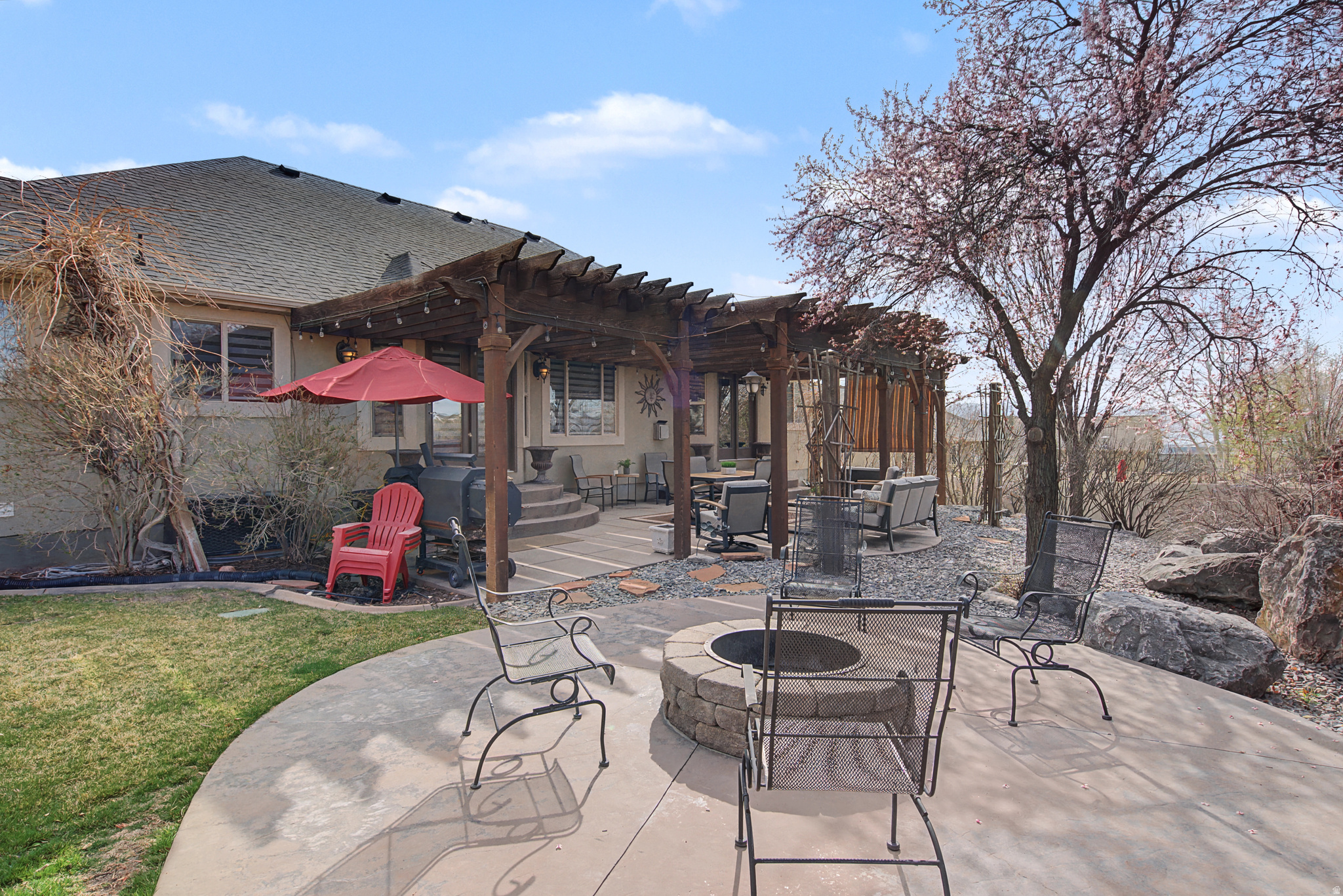 VALLEY VIEW - Residential