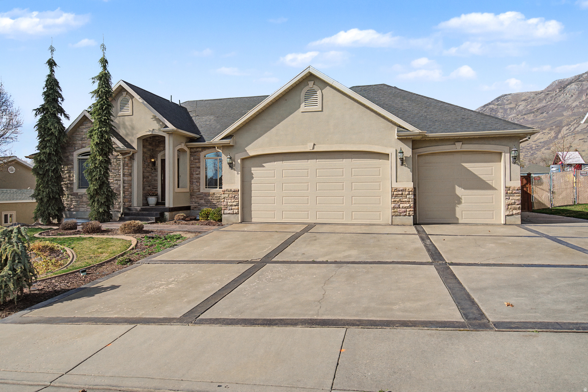 VALLEY VIEW - Residential