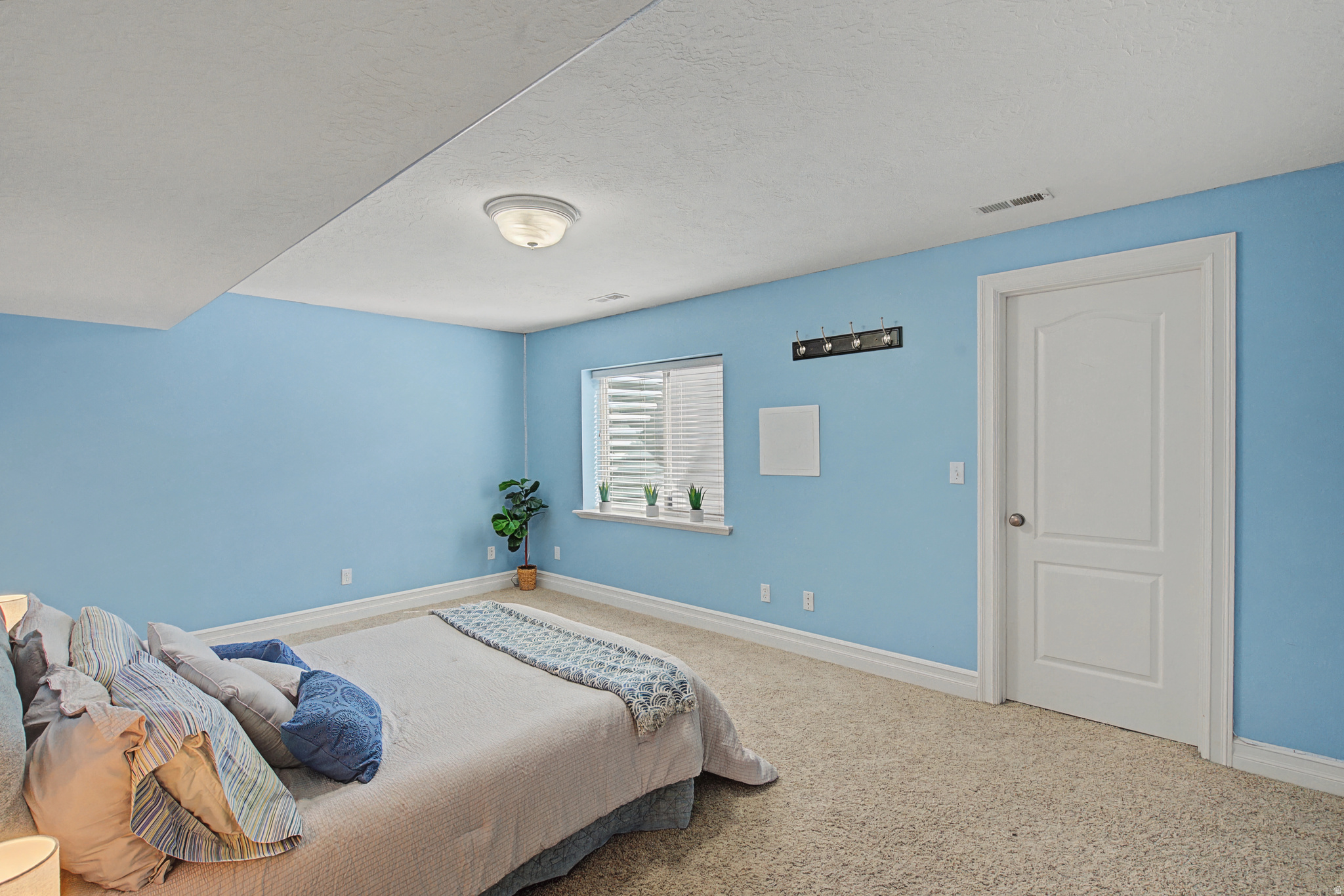 VALLEY VIEW - Residential