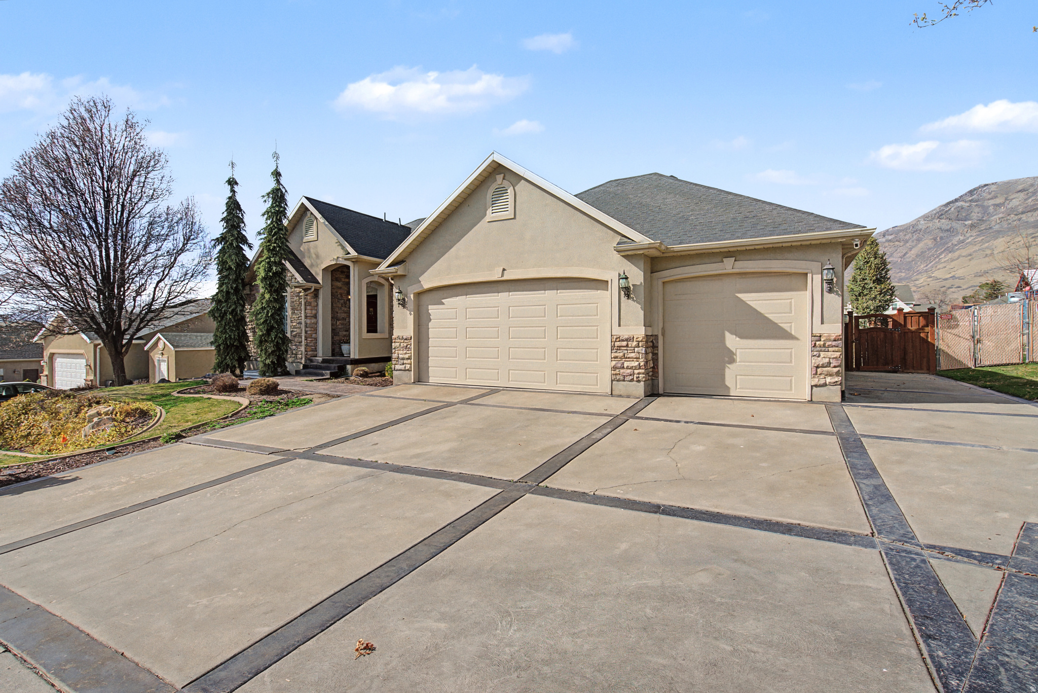 VALLEY VIEW - Residential