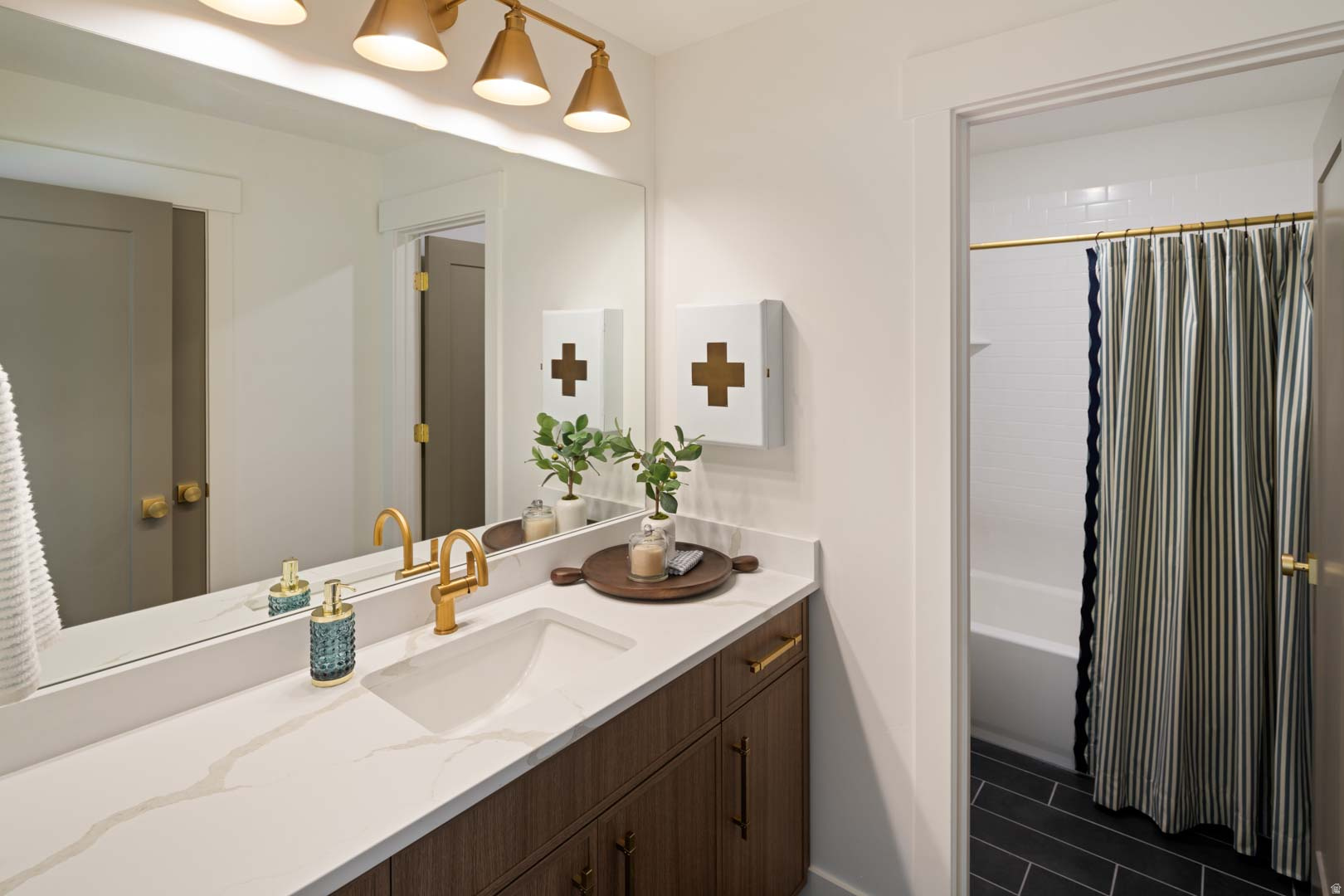 HARMONY RIDGE - Residential