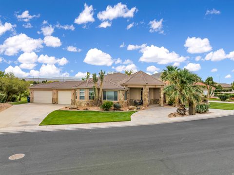 Photo of 806 N 2500 W, Hurricane, UT 84737 (MLS # 2127551)