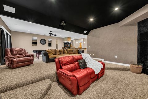 Tiny photo for 806 N 2500 W, Hurricane, UT 84737 (MLS # 2127551)