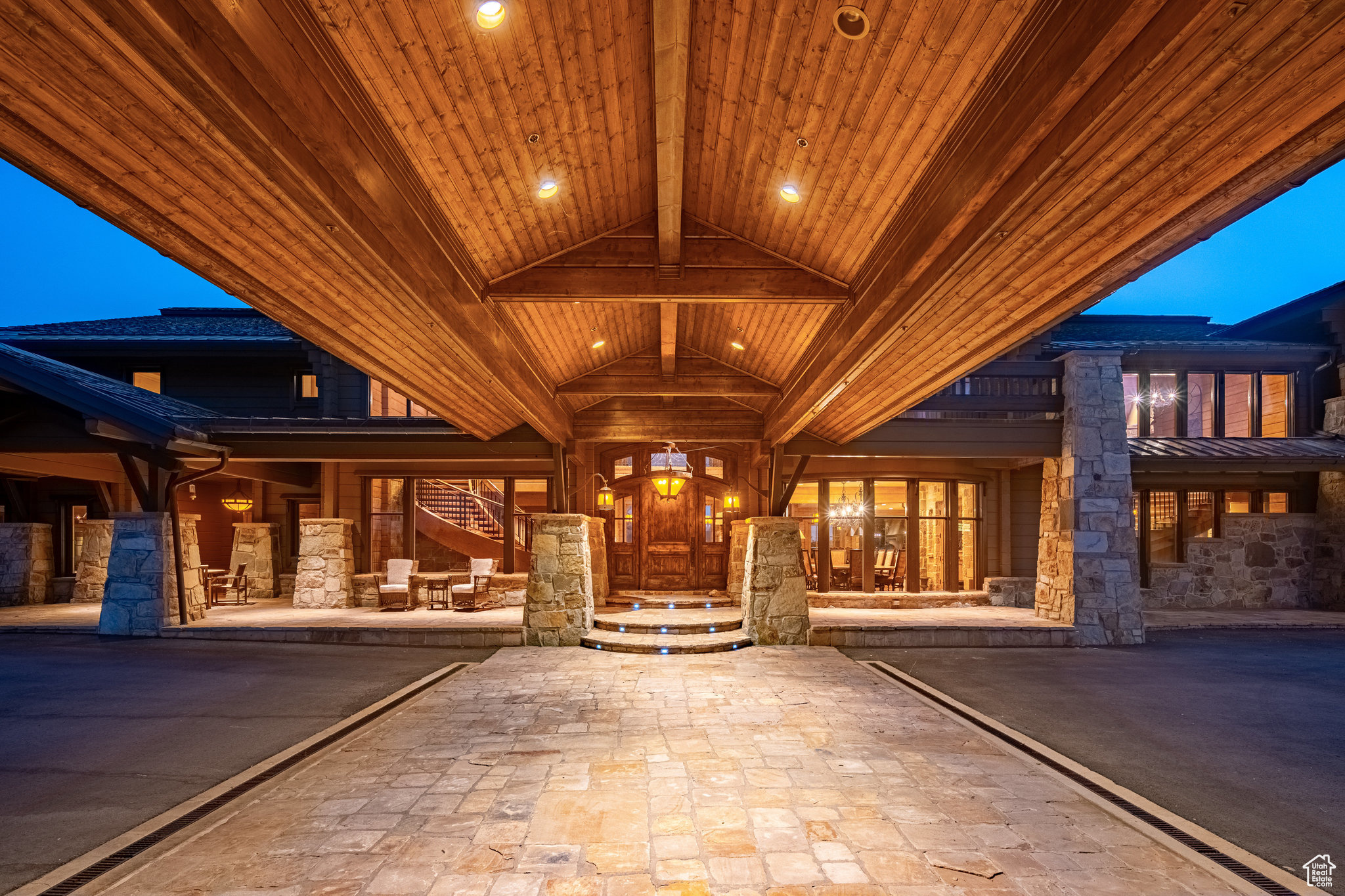 WOLF CREEK RANCH - Residential